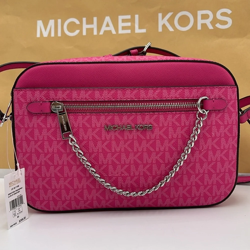 Michael Kors Jet Set Large Signature Logo Chain Crossbody Bag
Dragonfruit
NWT - Picture 2 of 16